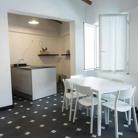 Boutique Novecento מלון לה ספציה