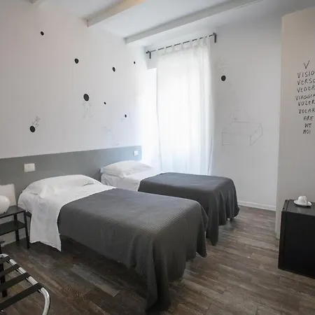 מלון Boutique Novecento 2*